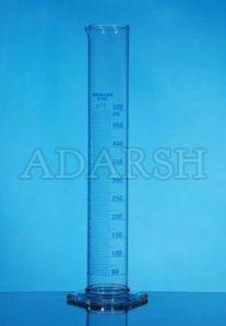borosilicate glass measuring cylinder