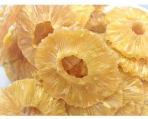 dehydrated pineapple