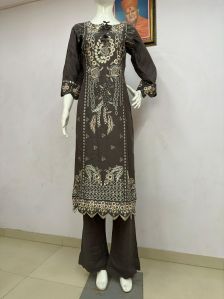 Long Pakistani Lawn Suit