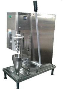 Ice cream mixing machine