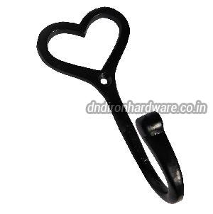 Heart shaped black powder coating  cast iron coat hook