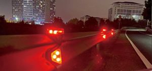 SGDL Solar Guardrail Delineator Light