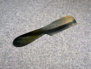 Horn Comb