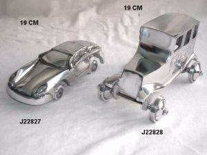 Metal made antique car replica