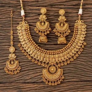 Ethnic Gold Necklace Set