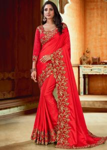 heavy border saree