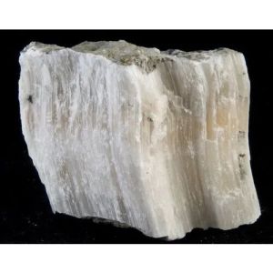 Raw gypsum stone