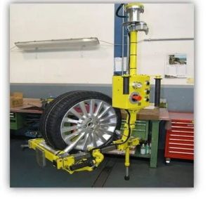 Automatic Tire Lifter