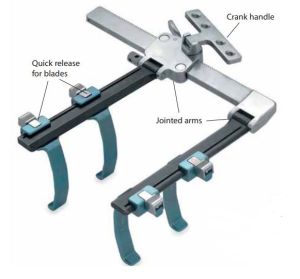 laminectomy retractor