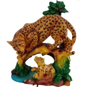 Resin Leopard Statue