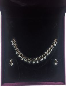 vrns20320 necklace set