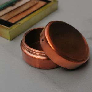 Round Lip Balm Jar