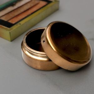 Round Lip Balm Jar