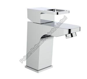 Delta Single Lever Basin Mixer With Braided Hose
