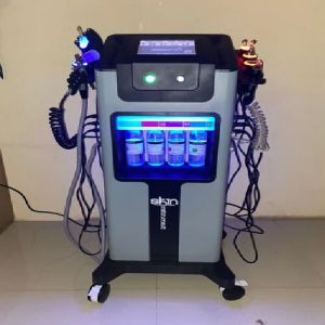 Hydra Facial Machine