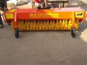 Tractor Mounted Hydraulic Road Sweeper