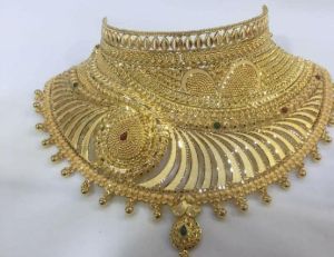 Gold Jadau Necklace Set