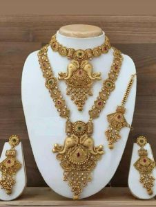 antique gold necklaces