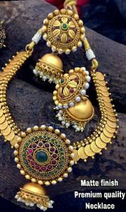antique gold necklaces
