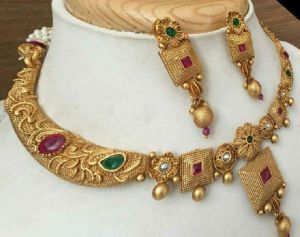 gold necklace