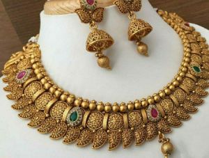 gold necklace