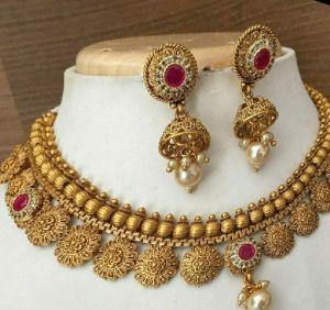 gold necklace