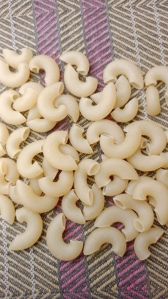 white loose pasta