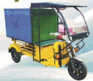Covered Body Electric Cargo Loader