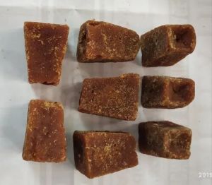 Brown Natural Jaggery Cubes