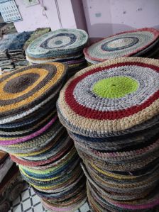 round woollen mats