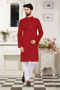 Showlook Festive Banarasi Printed Kurta Pyjama