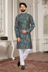 Showlook Festive Checked Printed Kurta pyjama set