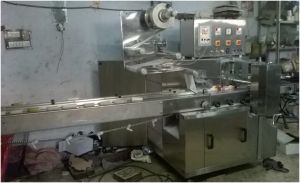 Flow Wrapping Machine