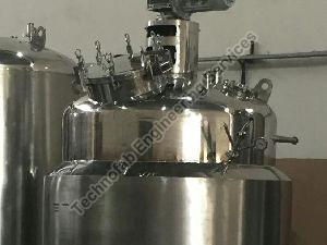 chemical reactor