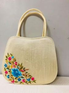 Embroidered Apple Shape Shoulder Bag