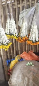 Rajnigandha Flower Garland