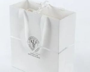 2 Kg White Fancy Paper Shopping Bags