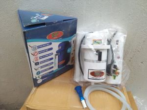 PORTABLE INSTANT WATER GEYSER