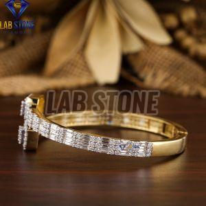 Baguette & Round Cut Diamond Yellow Gold Bracelet