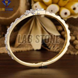 Baguette & Round Cut Diamond Yellow Gold Bracelet