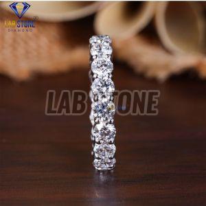 Elegant Round Cut Diamond White Gold Band Ring