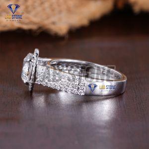 Round Cut Diamond White Gold Halo Ring