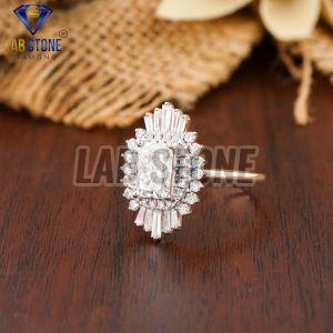 Vintage Round Cut Diamond Rose Gold Ring