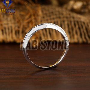 Round Cut Diamond White Gold Band Ring