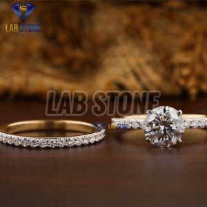 Dazzling Round Cut Diamond Yellow Gold Ring