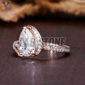 Pear & Round Cut Diamond Rose Gold Ring