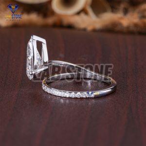 Charming Pear & Round Cut Diamond White Gold Ring