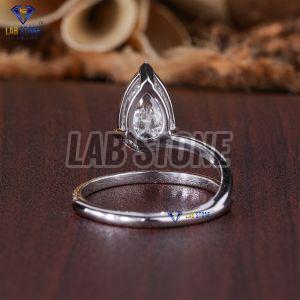 Charming Pear & Round Cut Diamond White Gold Ring