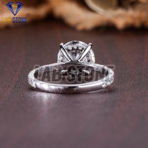 Glamorous Round Cut Diamond White Gold Ring