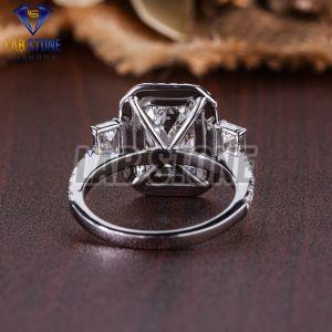 Emerald & Round Cut Diamond White Gold Ring